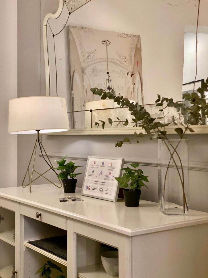 Charming Malasana Gallery Madrid - Estancias Temporales المظهر الخارجي الصورة